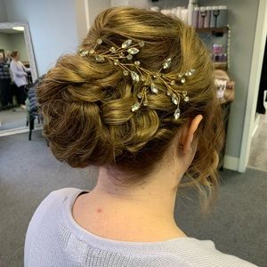 Worn Once Bridal Hair Piece- Vine, Rhinestone, Yellow Gold